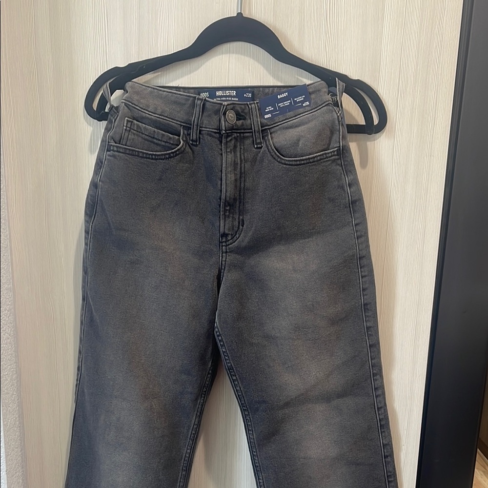 Black Hollister, baggie jeans, size triple zero short